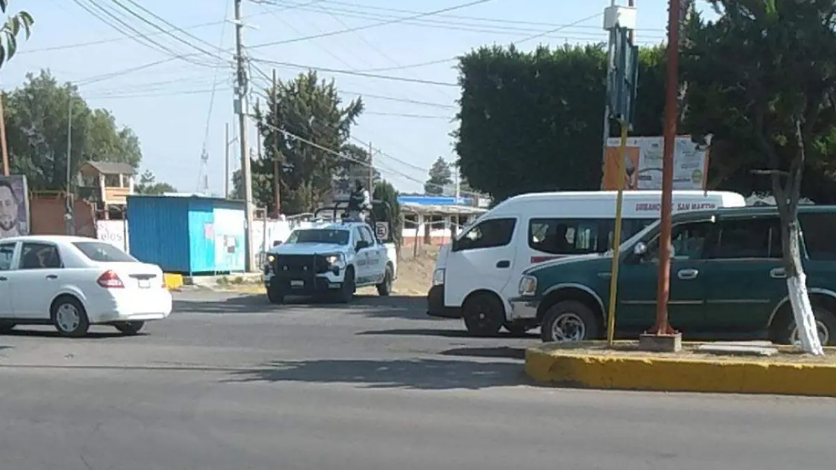 Fueron detenidos dos masculinos que conducían en estado de ebriedad y perseguían un automóvil